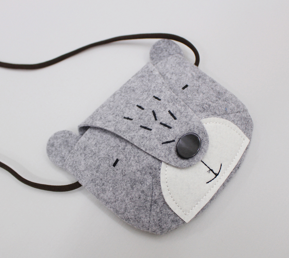 Naive bags now available at KKAMI.nl