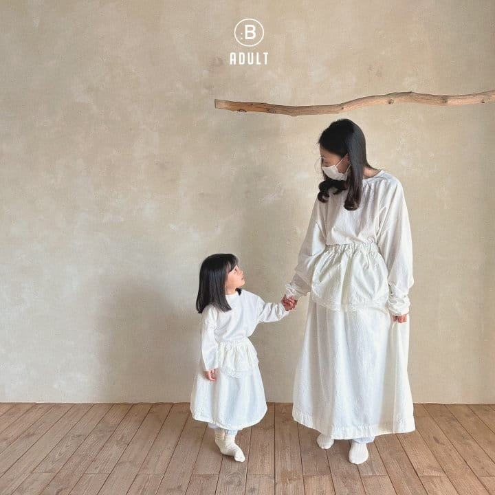 Bella Bambina - Korean Children Fashion - #todddlerfashion - Delet Skirt with Mom - 11