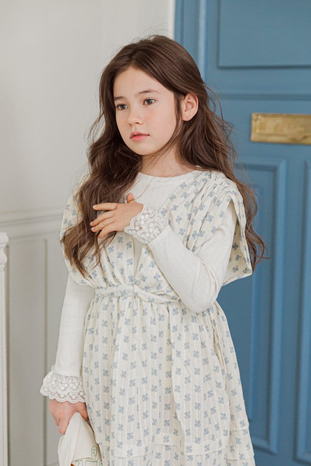 Berry Berry - Korean Children Fashion - #childofig - Eyelet Tee - 12