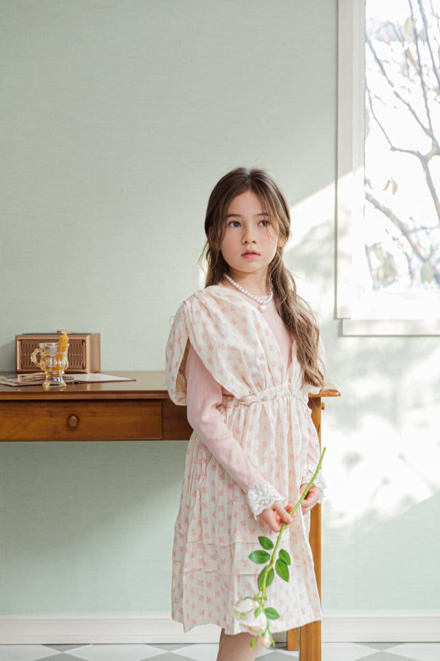 Berry Berry - Korean Children Fashion - #kidsshorts - Eyelet Tee