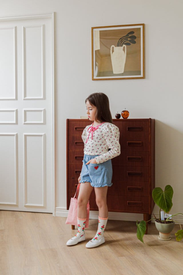 Berry Berry - Korean Children Fashion - #kidsshorts - Dong Beak Flower Tee - 7