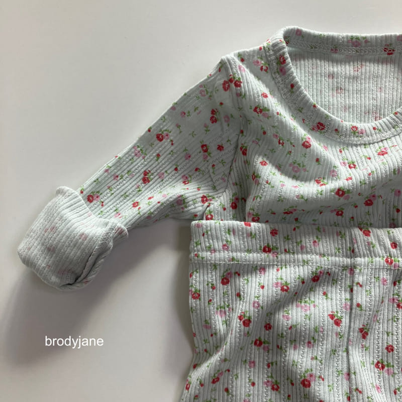Brody Jane - Korean Baby Fashion - #babyclothing - Little Flower Eyelet Top Bottom Set - 6