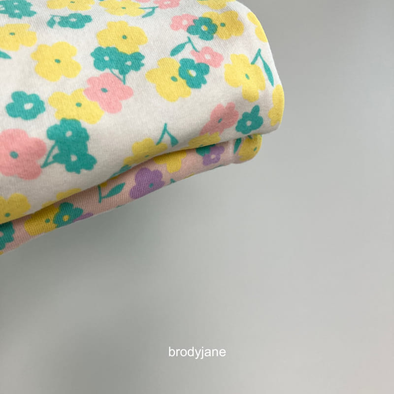 Brody Jane - Korean Baby Fashion - #babyfever - String Flower Top Bottom Set - 7