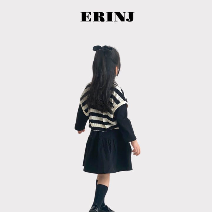 Erin J - Korean Children Fashion - #stylishchildhood - Twist Vest - 5