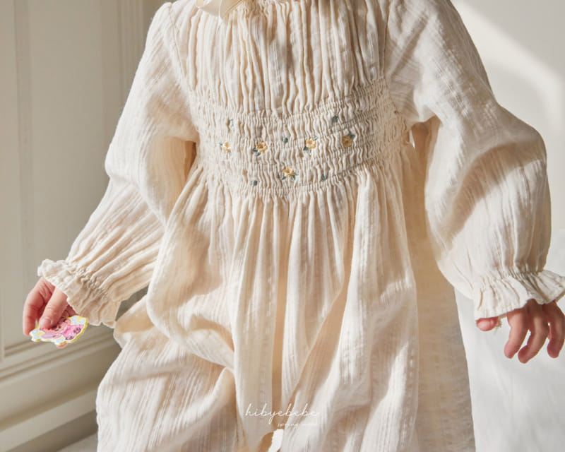 Hi Byebebe - Korean Baby Fashion - #babyboutiqueclothing - Flower Embrodiery Smocking Bodysuit - 10