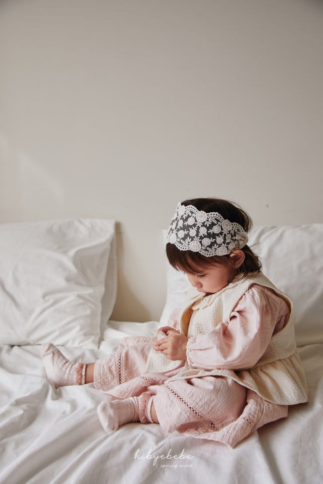 Hi Byebebe - Korean Baby Fashion - #onlinebabyboutique - Cream Frill Vest - 9