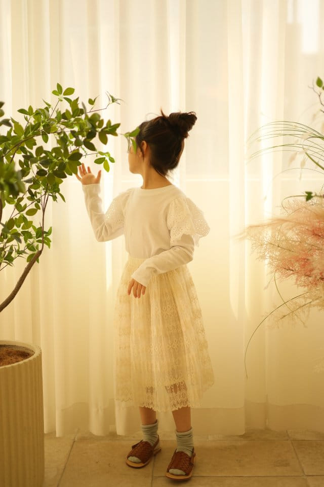 Isis - Korean Children Fashion - #prettylittlegirls - Winf Lace Tee - 2