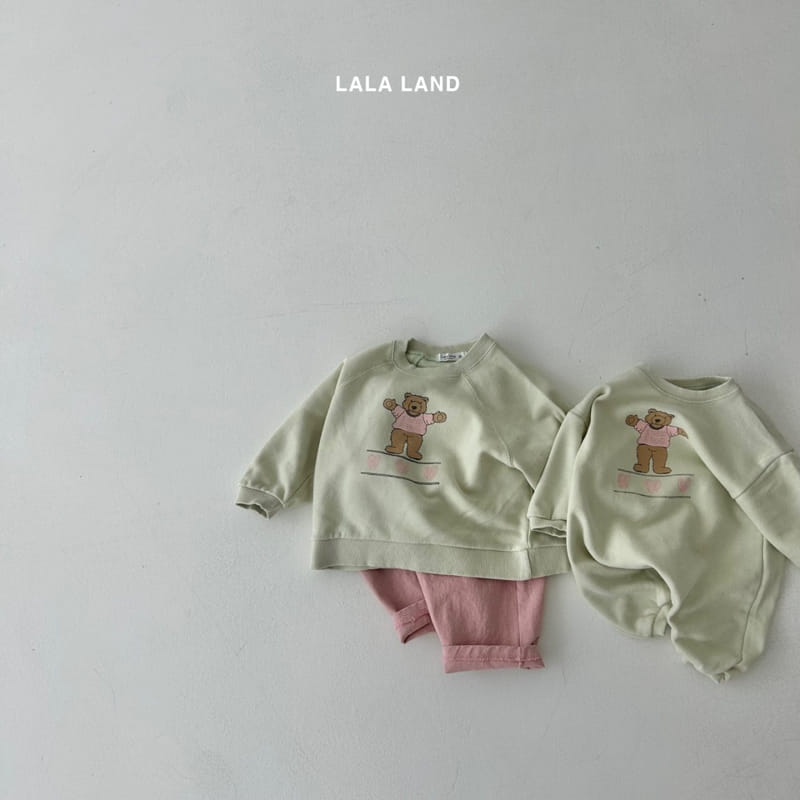 Lalaland - Korean Children Fashion - #stylishchildhood - Hug Bear Sweatshirt - 12