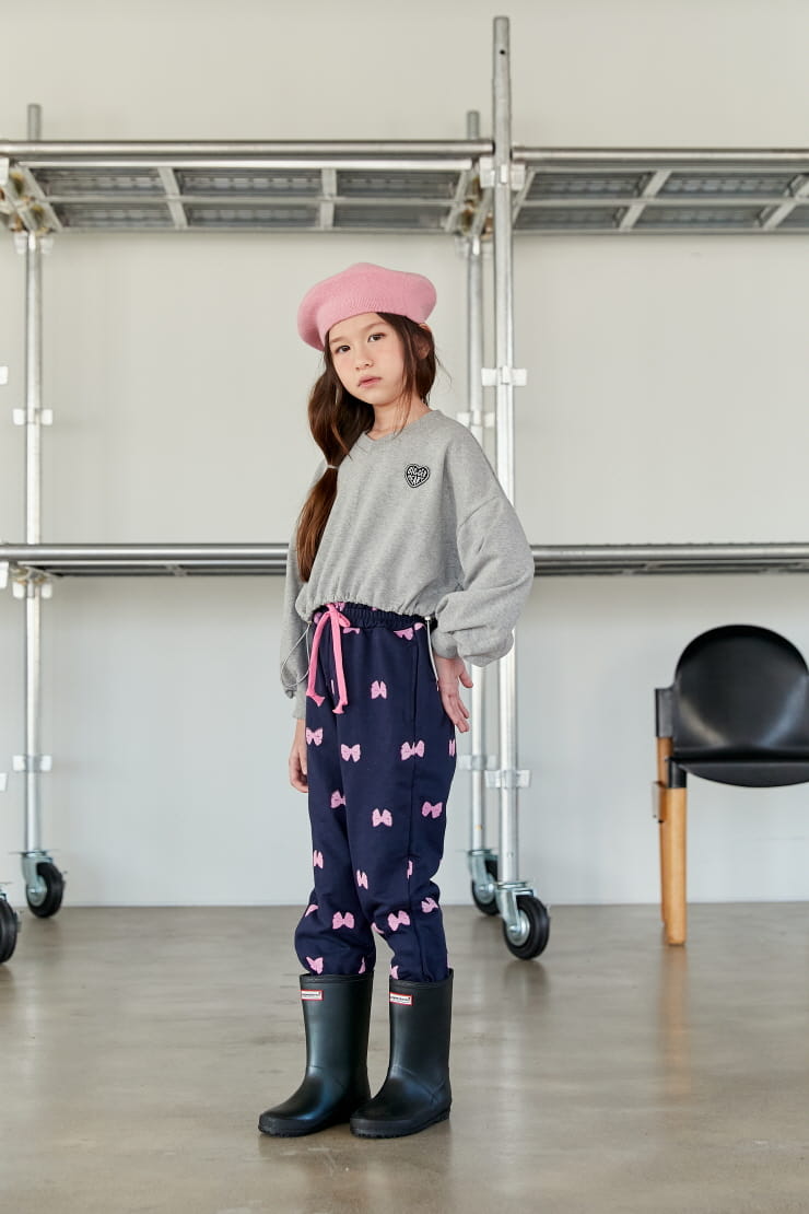 Lilas - Korean Children Fashion - #designkidswear - Heart V Crop Tee - 2