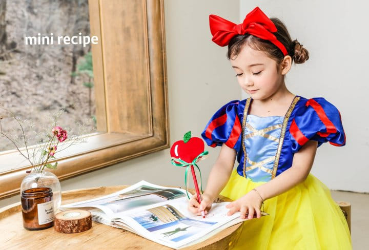 Mini Recipe - Korean Children Fashion - #Kfashion4kids - Snow White Apple Crayon - 3
