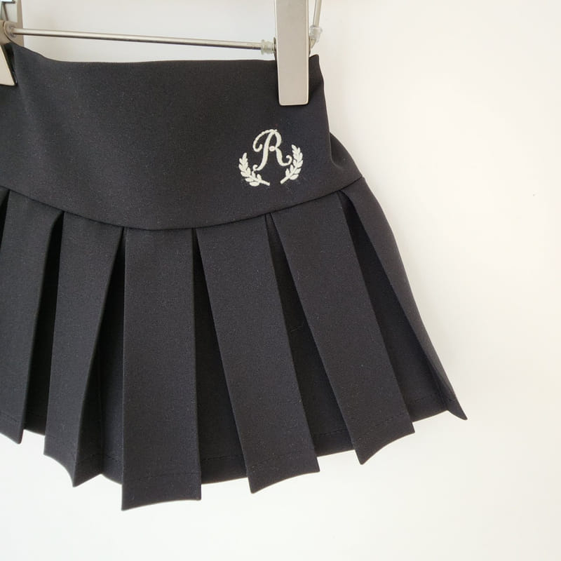 Momo Ann - Korean Children Fashion - #Kfashion4kids - Black Wrinkle Skirt Pants - 11