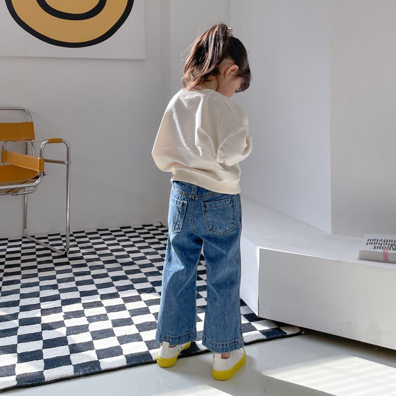 Momo Ann - Korean Children Fashion - #childofig - Heart Embroidery Jeans - 7
