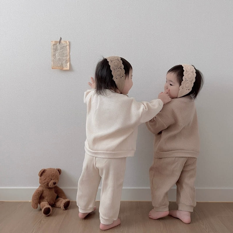 Moran - Korean Children Fashion - #designkidswear - Waffle Puppy Top Bottom Set - 3