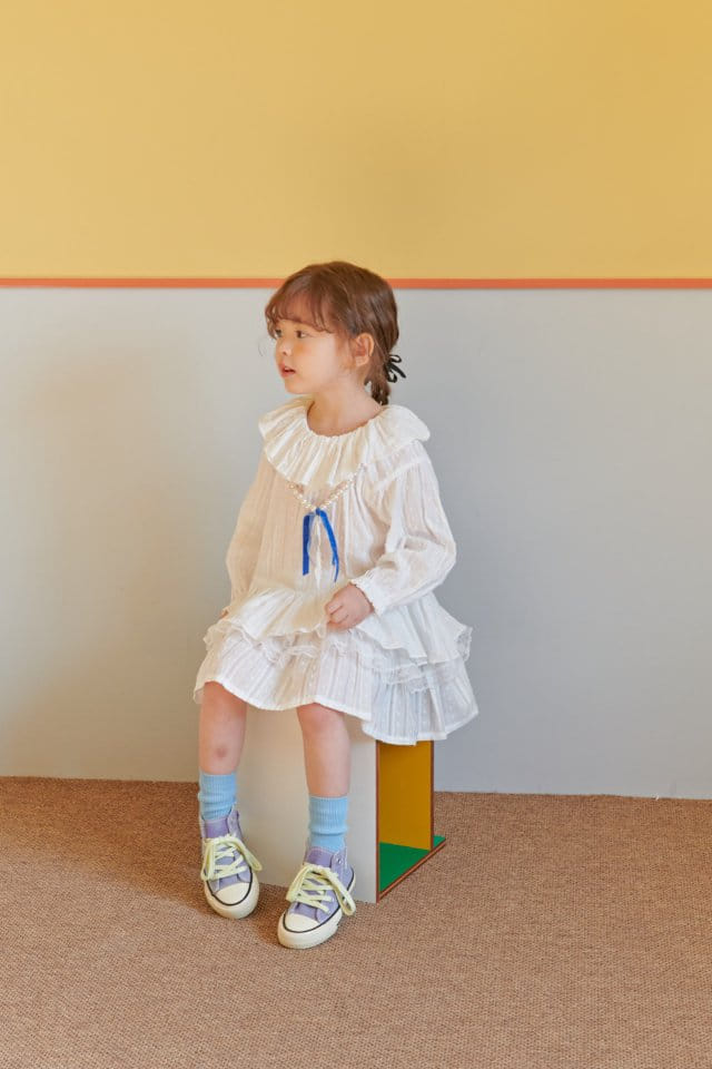 Mumunbaba - Korean Children Fashion - #Kfashion4kids - Marian White Blouse - 2