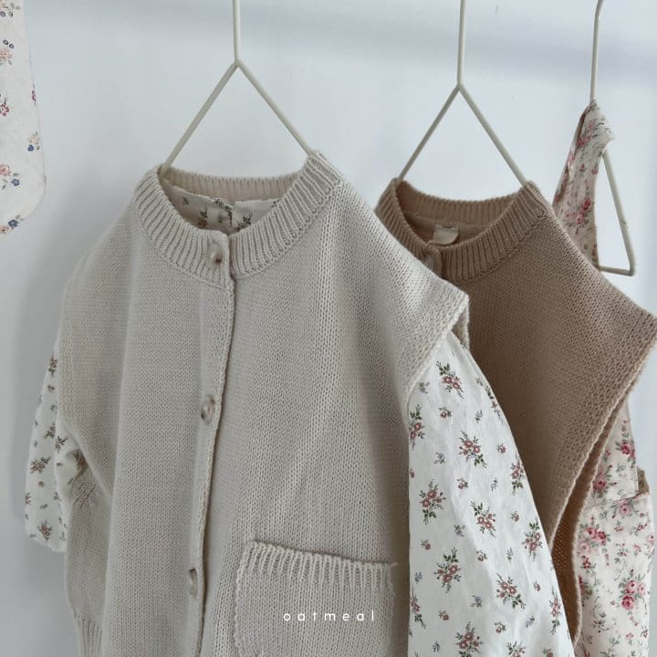 Oatmeal - Korean Children Fashion - #designkidswear - Ov Knit Cardigan - 10