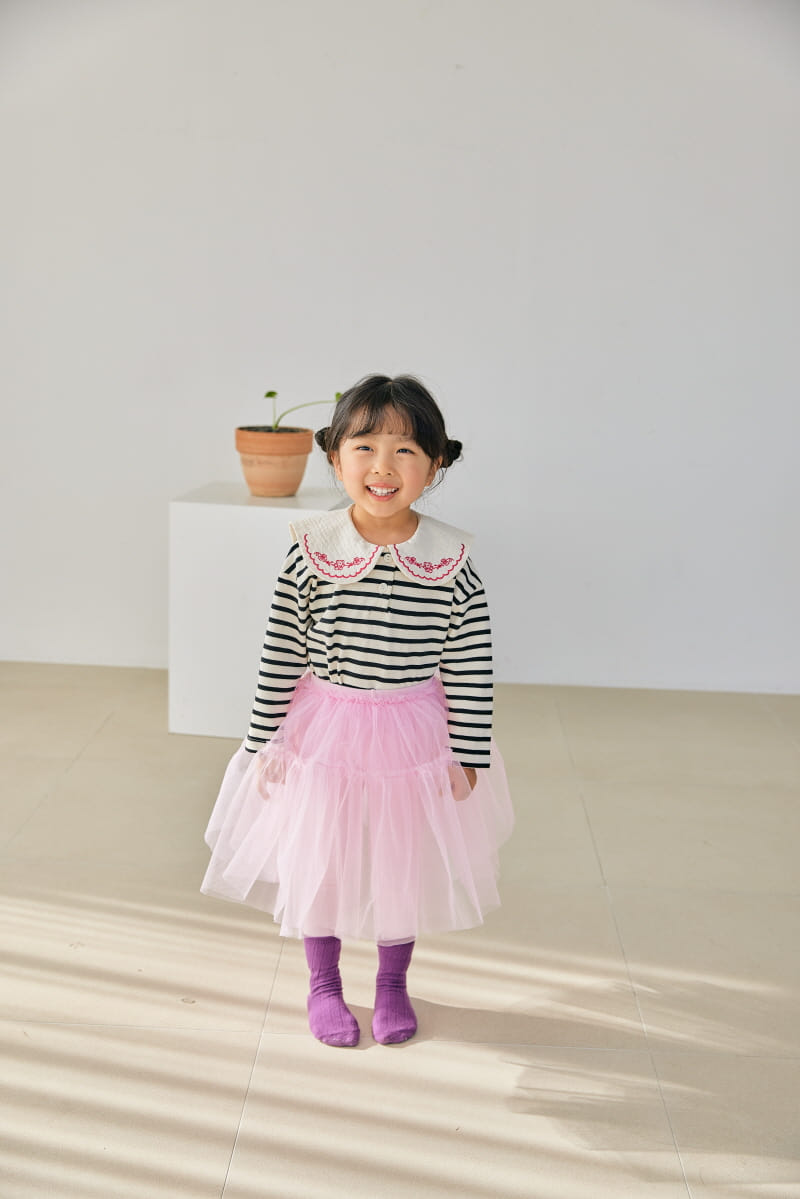 Orange Mom - Korean Children Fashion - #childofig - Eri Embrodiery Tee - 9