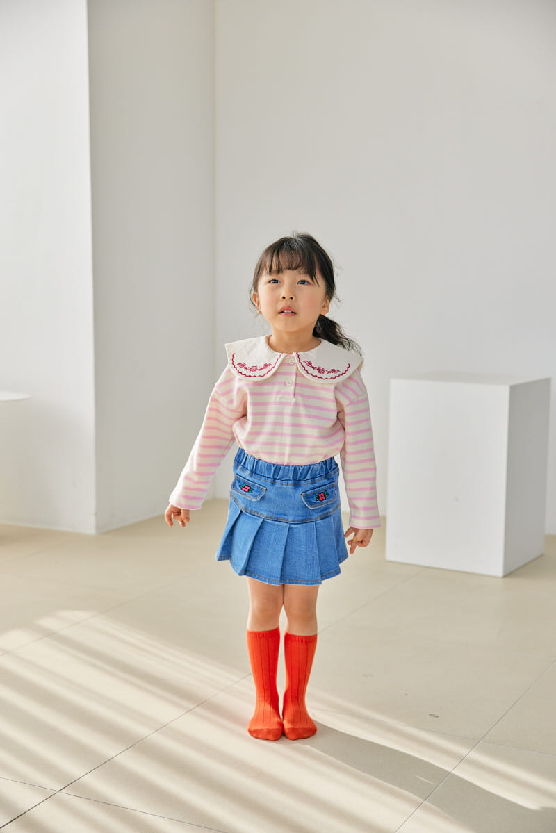 Orange Mom - Korean Children Fashion - #kidsshorts - Eri Embrodiery Tee