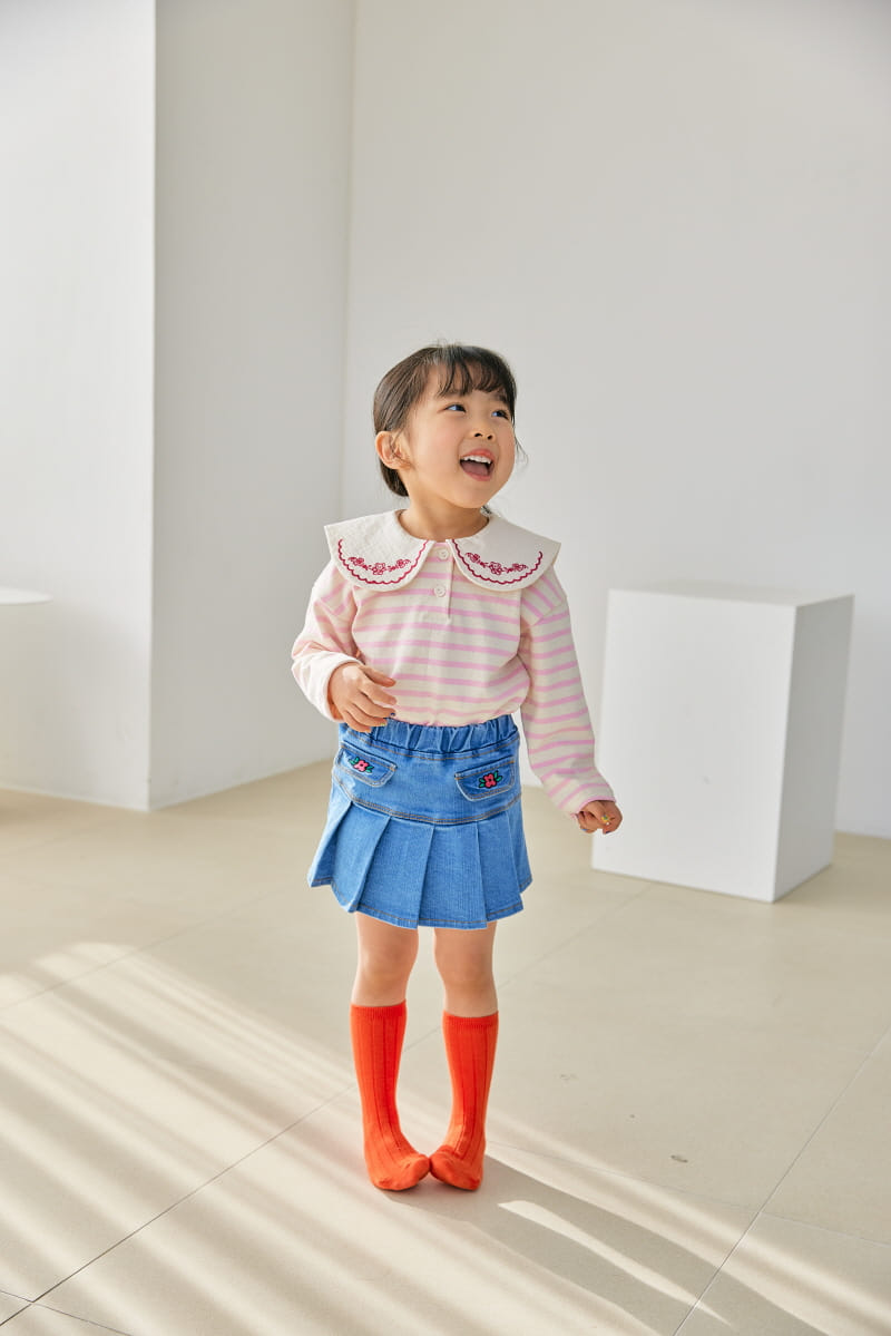 Orange Mom - Korean Children Fashion - #littlefashionista - Eri Embrodiery Tee - 5