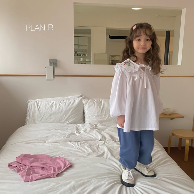 Plan B - Korean Children Fashion - #magicofchildhood - Flower Embrodiery Blouse - 2