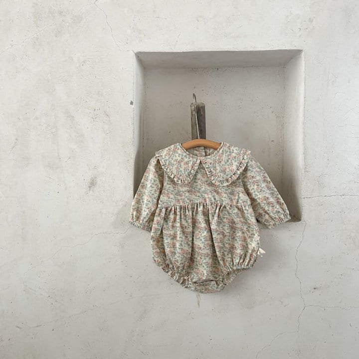 Reve Kid - Korean Baby Fashion - #babyboutiqueclothing - Bebe Round Frill Bodysuit - 2