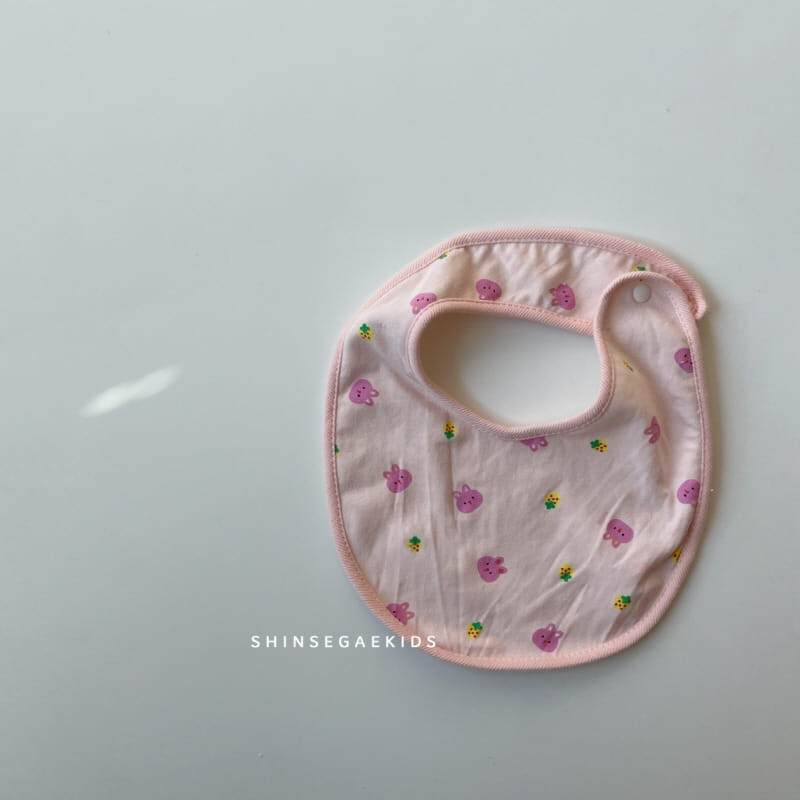 Shinseage Kids - Korean Baby Fashion - #smilingbaby - Strawberry Rabbit Bib - 4
