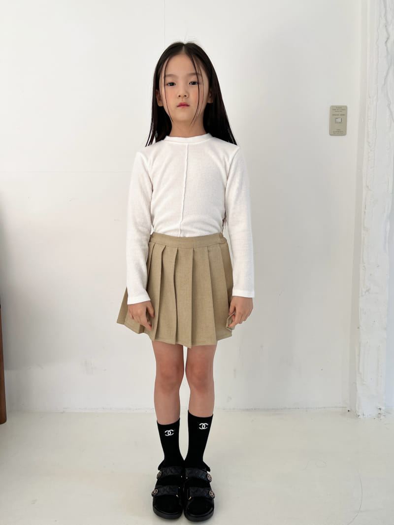 a-Market - Korean Children Fashion - #fashionkids - Pintuck Sticky Tee - 4