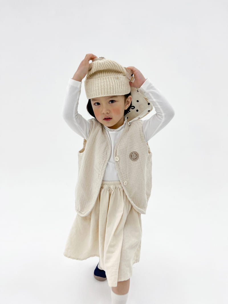 a-Market - Korean Children Fashion - #littlefashionista - Circle Vest - 4