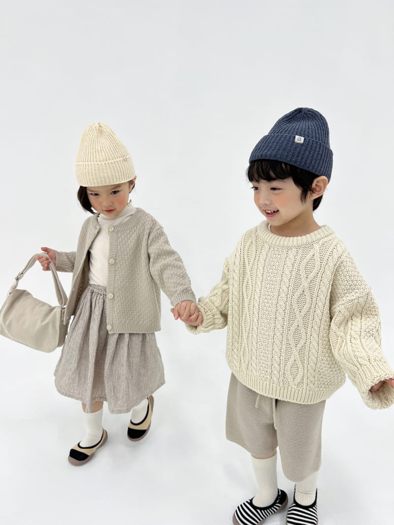 a-Market - Korean Children Fashion - #prettylittlegirls - Twist Round Knit Tee - 10