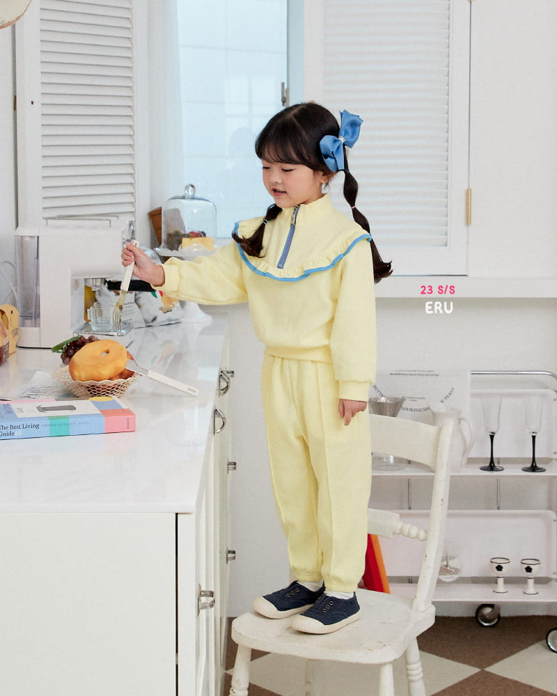 e.ru - Korean Children Fashion - #toddlerclothing - Harnie Top Bottom Set