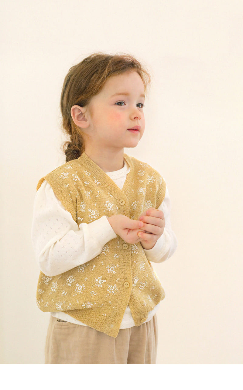 Amber - Korean Children Fashion - #toddlerclothing - Blooming Knit Vest