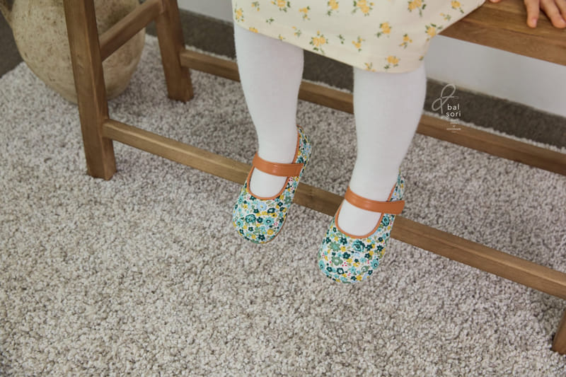 Babyzzam - Korean Children Fashion - #magicofchildhood - Leather Flower Flats - 4
