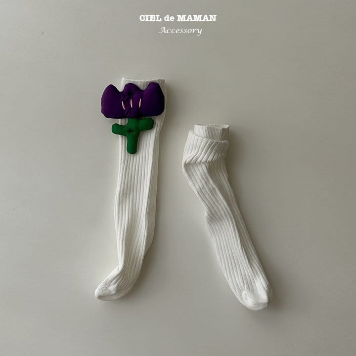 Ciel De Maman - Korean Children Fashion - #minifashionista - Volume Flower Knee Socks (2~8y)