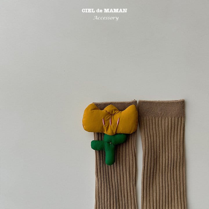Ciel De Maman - Korean Children Fashion - #todddlerfashion - Volume Flower Knee Socks (2~8y) - 3