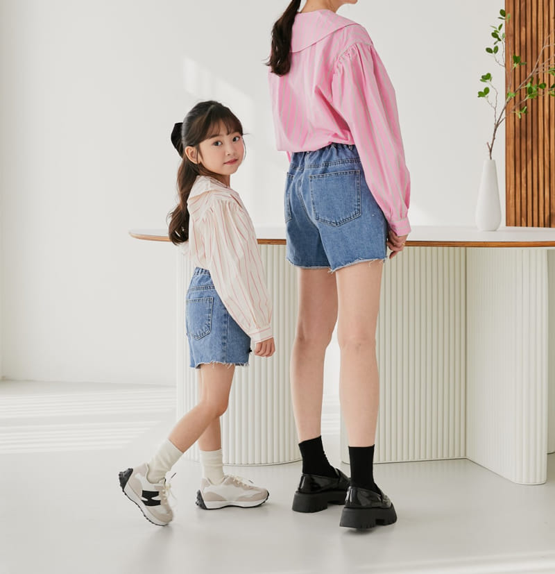 Ggomare - Korean Children Fashion - #childrensboutique - Fox Collar Blouse with Mom - 10