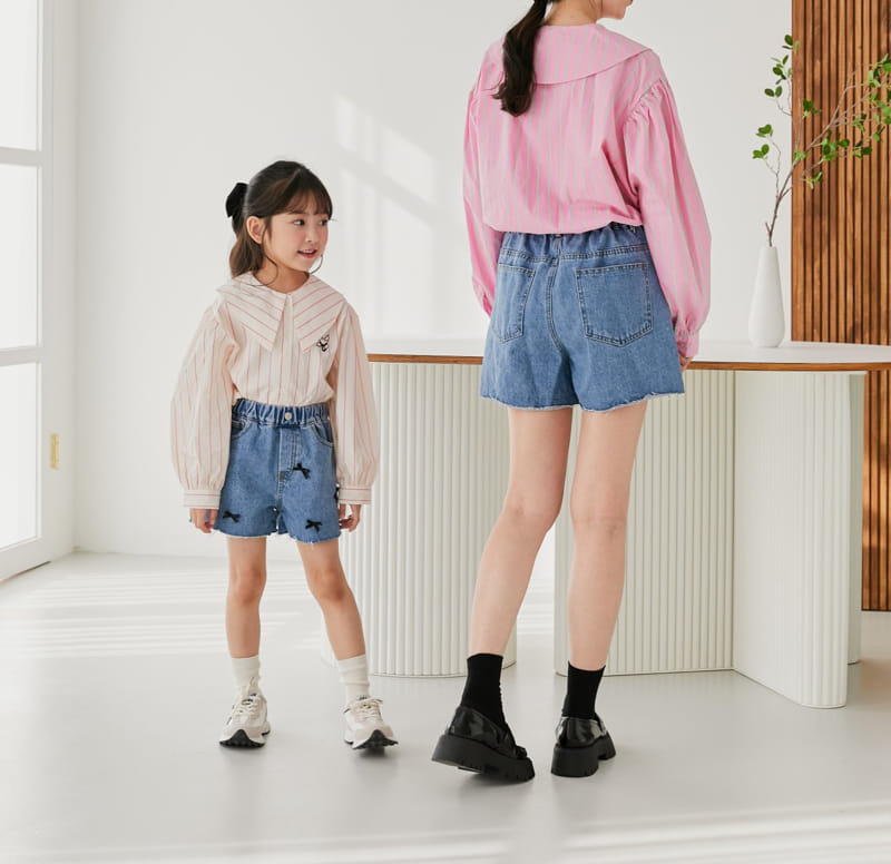 Ggomare - Korean Children Fashion - #designkidswear - Fox Collar Blouse with Mom - 11