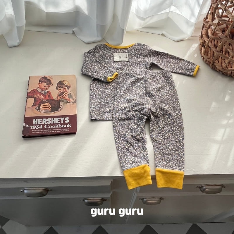 Guru Guru - Korean Baby Fashion - #babyoninstagram - Small Flower Top Bottom Set - 2