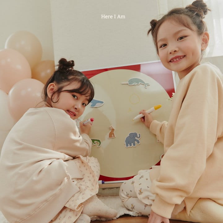 Here I Am - Korean Children Fashion - #childrensboutique - Friends Sweatshirt - 9