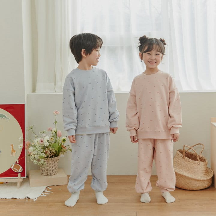 Here I Am - Korean Children Fashion - #kidsshorts - Star Light Top Bottom Set