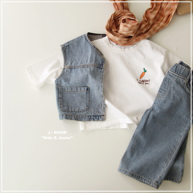 J-Room - Korean Children Fashion - #childrensboutique - Carrot Embroidery Tee - 4