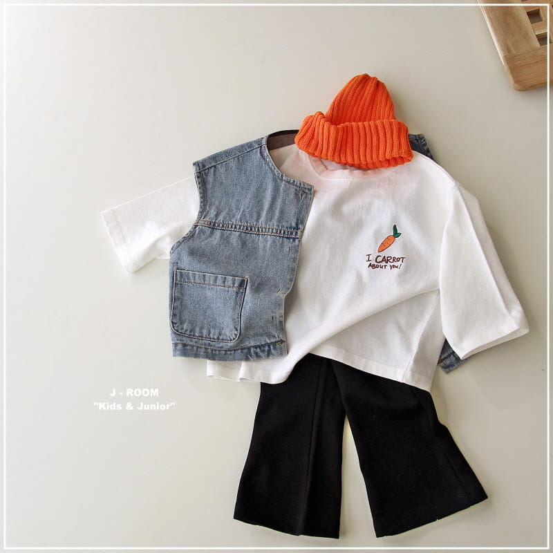J-Room - Korean Children Fashion - #fashionkids - Carrot Embroidery Tee - 6