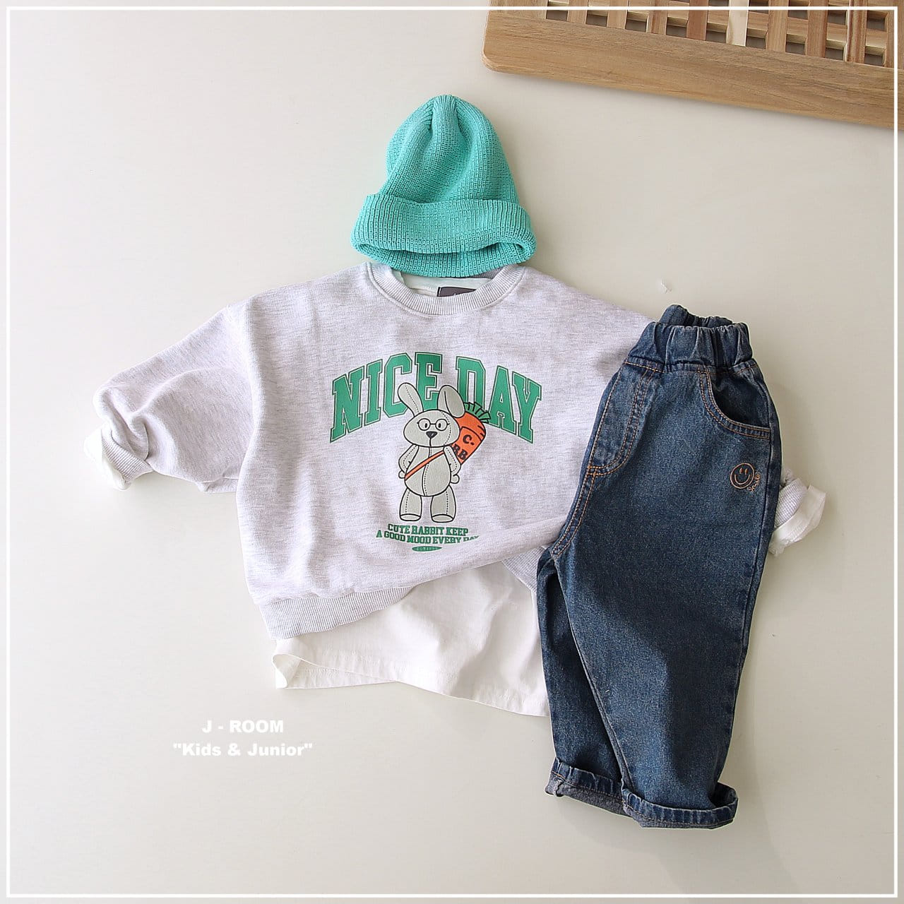 J-Room - Korean Children Fashion - #prettylittlegirls - Rabbit Sweatshirt - 4