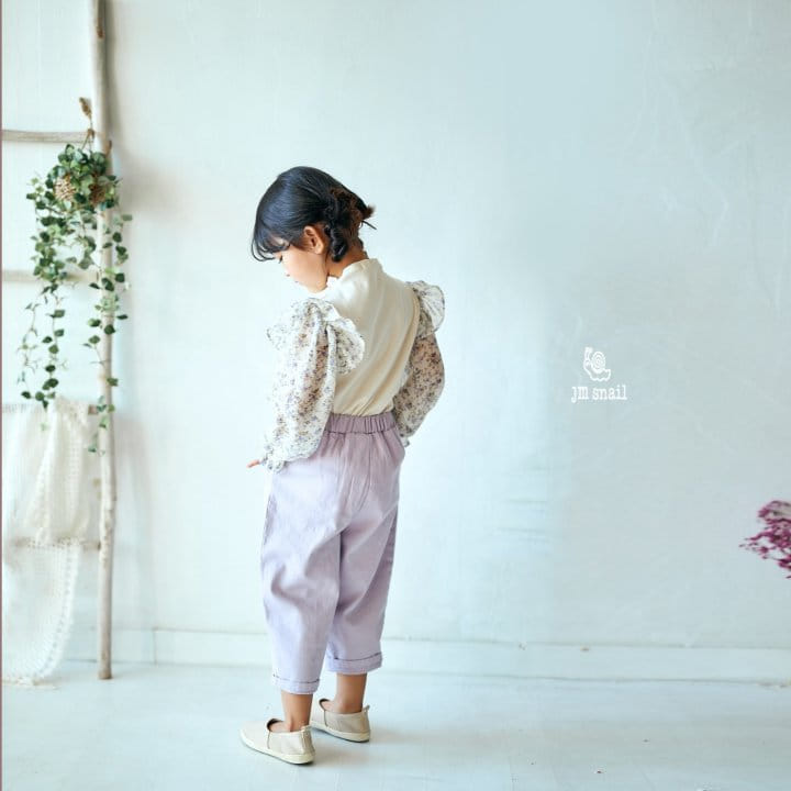 JM Snail - Korean Children Fashion - #kidzfashiontrend - Shiffon Flower Color Embroidery Tee - 6