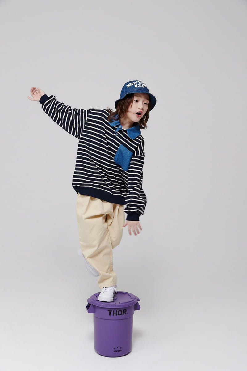 Kokoyarn - Korean Children Fashion - #kidsstore - Stripes Collar Sweatshirt - 5