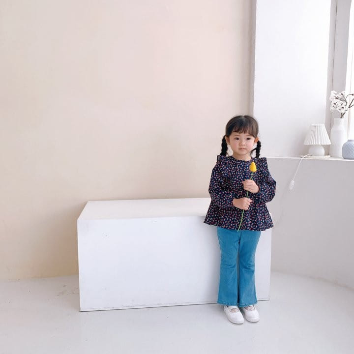 Lalabongbong - Korean Children Fashion - #kidzfashiontrend - Heart Flower Blouse - 12