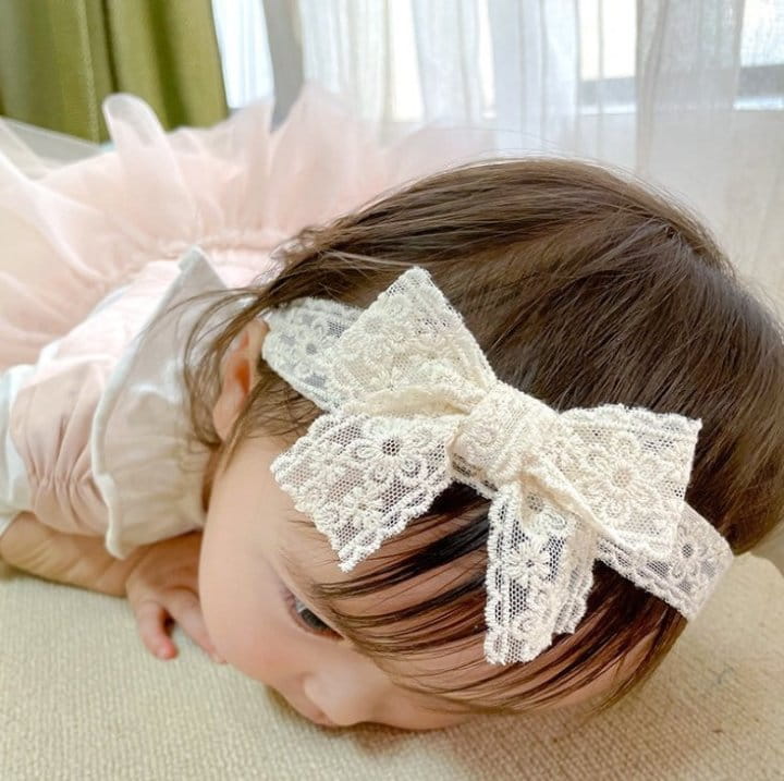 Miso - Korean Children Fashion - #childofig - Lace Ribbon Hairband Hairpin Set - 4