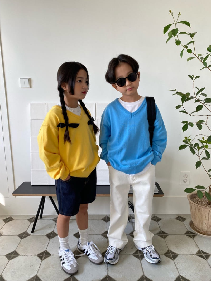 Our - Korean Children Fashion - #kidsshorts - Kerry V Neck Knit Tee - 12