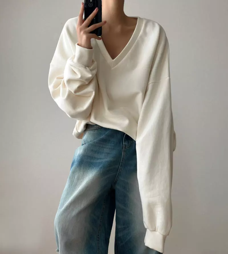 Paper Moon - Korean Women Fashion - #momslook - V Neck Sweatshirt - 5