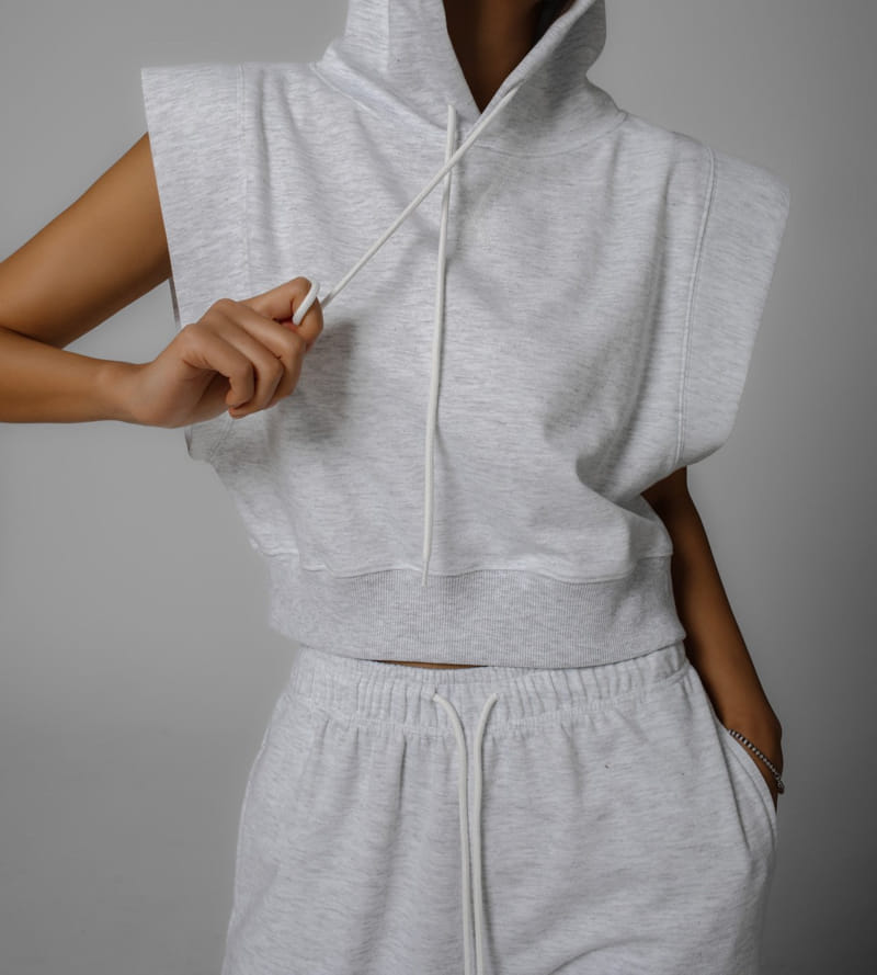 Paper Moon - Korean Women Fashion - #restrostyle - Kitch Shoulder Point Crop Hoody - 5