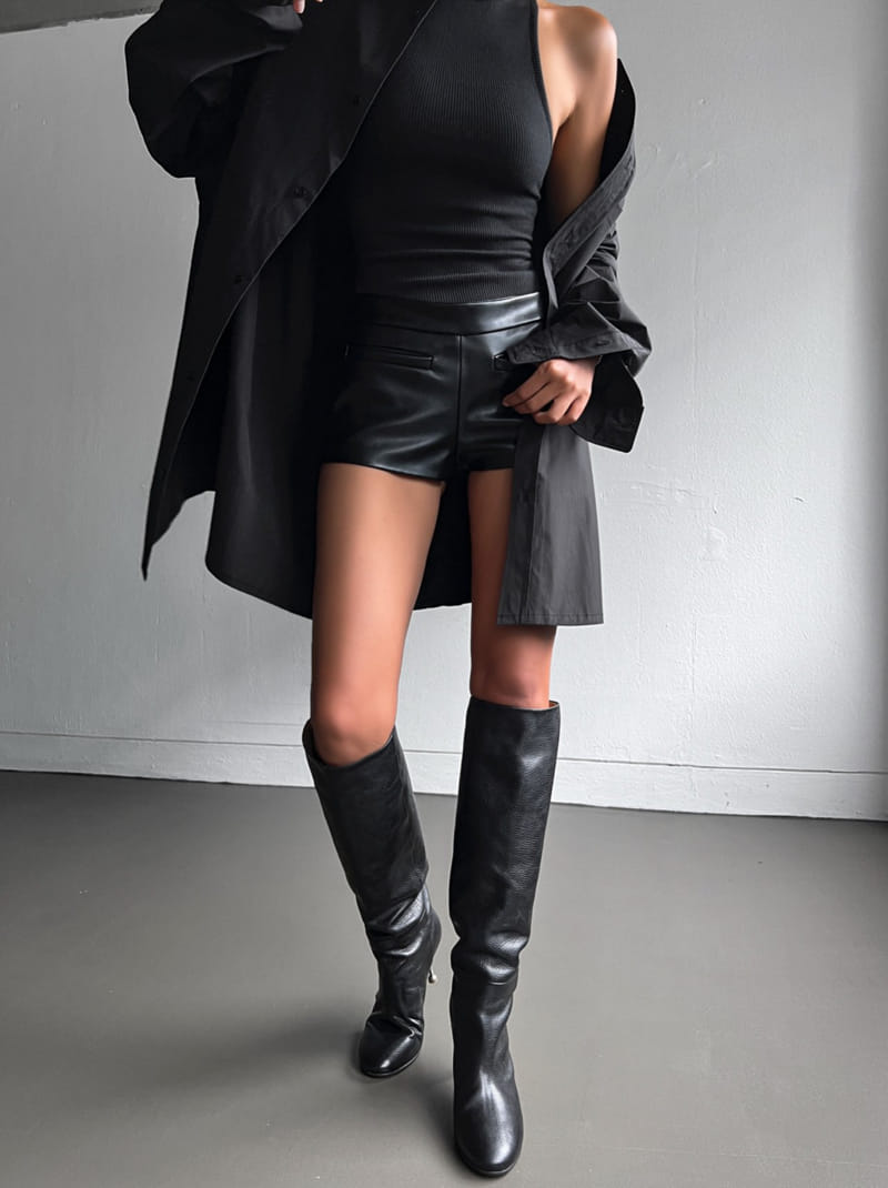 Paper Moon - Korean Women Fashion - #shopsmall - Vigan Leather Shorts - 8