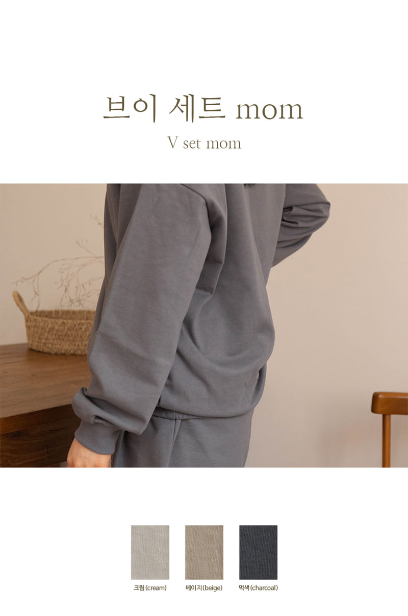 Peekaboo - Korean Women Fashion - #restrostyle - V Top Bottom Set Mom